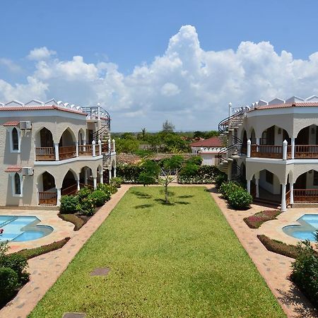 Diani Pearl Apartment Диани Бийч Стая снимка