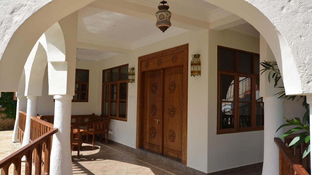 Diani Pearl Apartment Диани Бийч Стая снимка