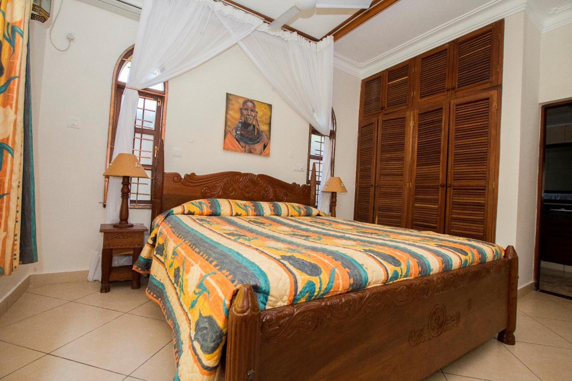 Diani Pearl Apartment Диани Бийч Екстериор снимка